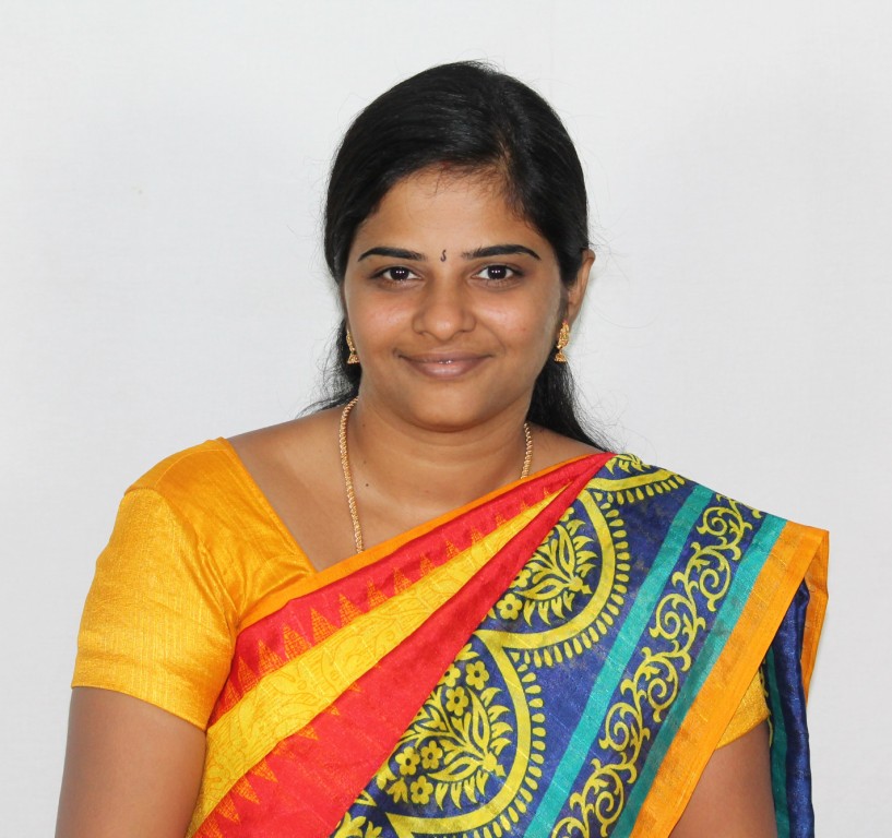 Dr.R.ARUNA